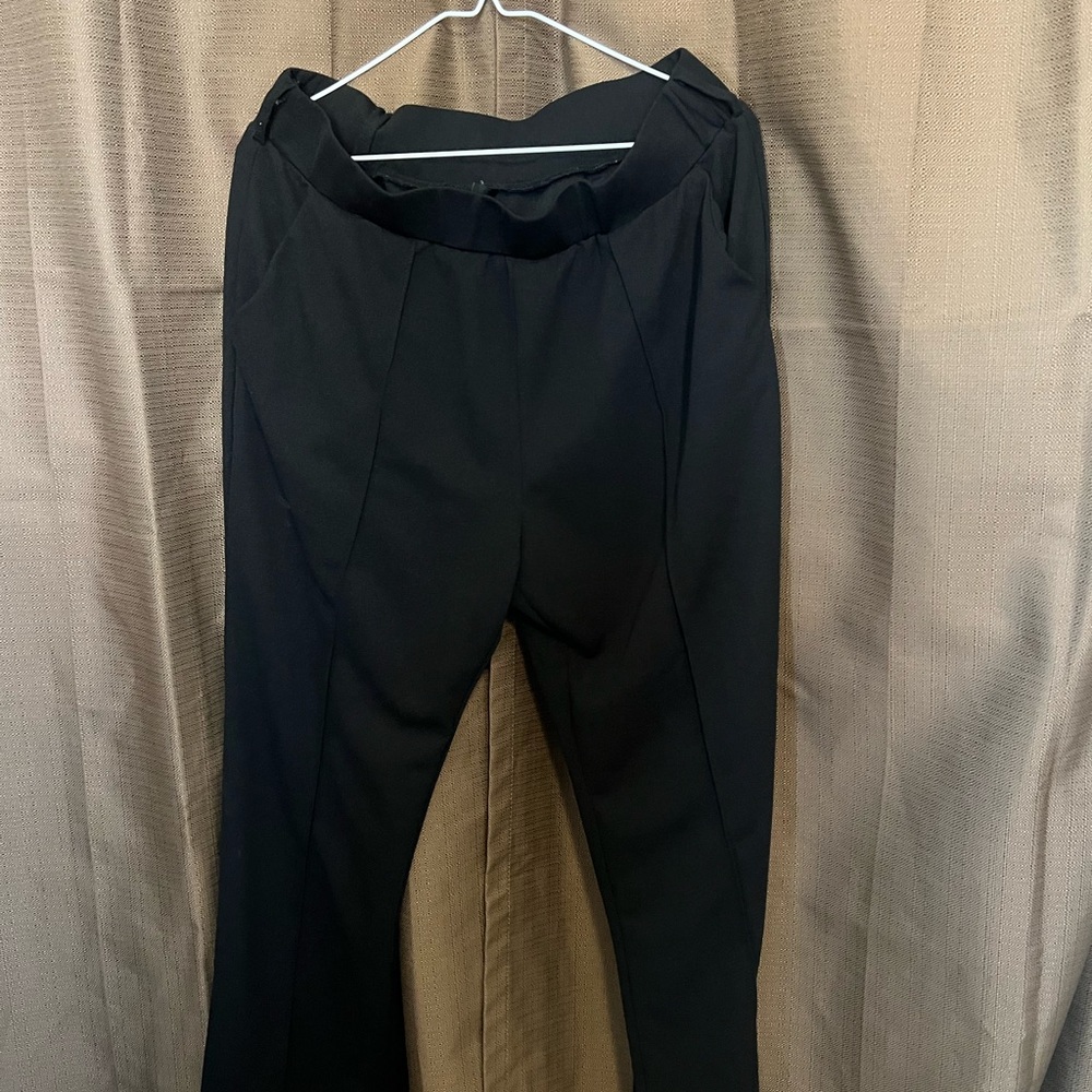 SHEIN Black High-Waist Tapered Pants